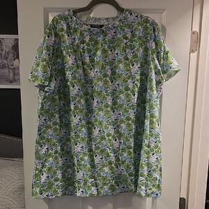 BloomChic Green and Blue Floral Short Sleeve Top
